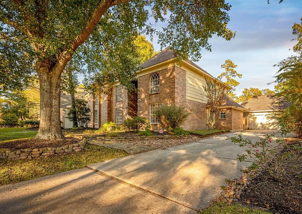 1st image of 3214 High Valley Dr