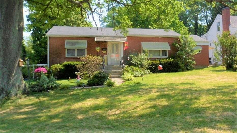1st image of 300 Versailles Rd
