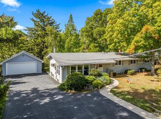 24 S Grant St, North Aurora, IL