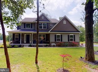 374 Ridge Rd, Telford, PA 18969