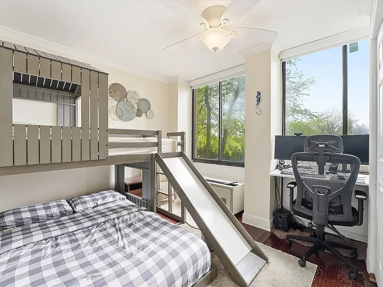 300 Winston Dr #L5 — Photo 19