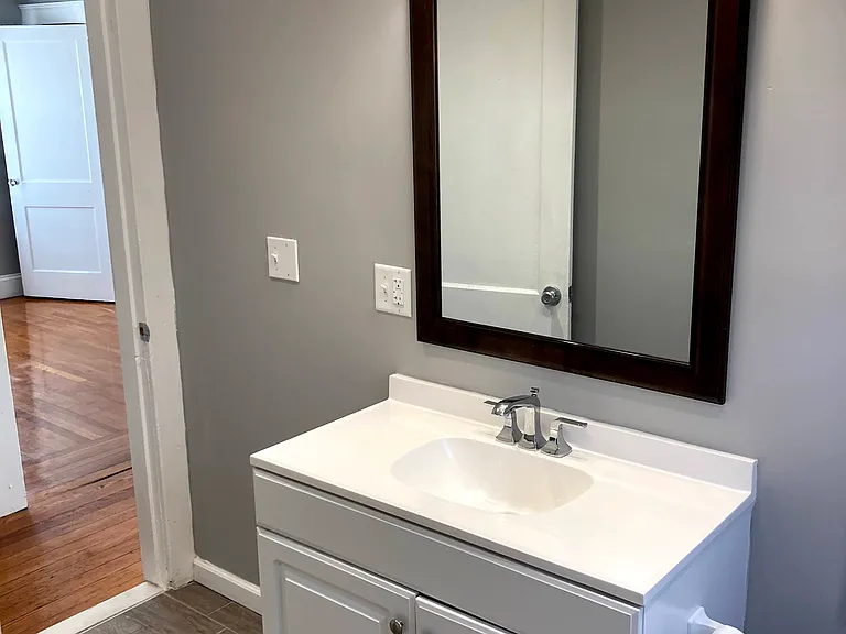 11 Thurston St #2 — Photo 5