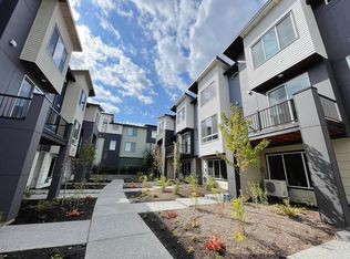 616 237th St SE #D, Bothell, WA 98021