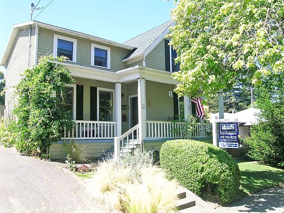 2nd image of 10 Laurel Ave