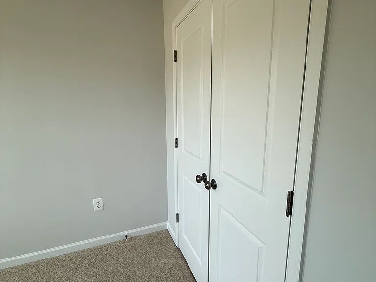 516 Sybil St — Photo 25