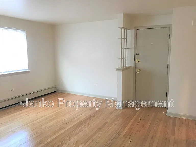 2108 S 17th Ave #1E — Photo 6