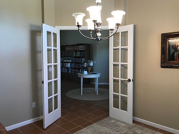 5th image of 137 Strawberry Ln