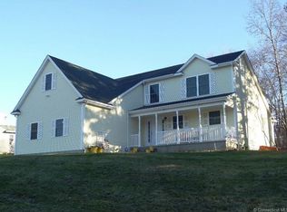 21 Olde Farm Ln, Naugatuck, CT 06770