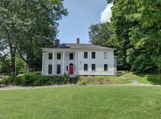 54 Castle St, Great Barrington, MA 01230