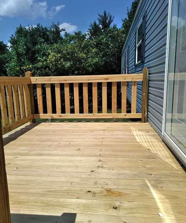 1st image of 209 Hickory Ct