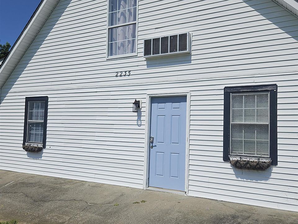 1st image of 2235 Central Rd