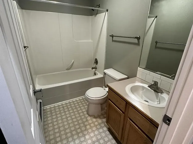 327 S Cole Ave — Photo 7