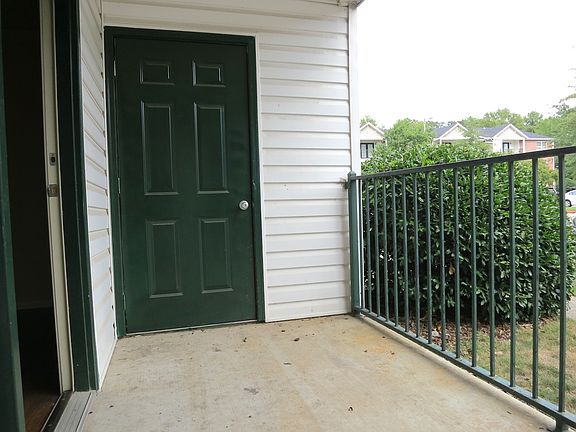 5th image of 120 15th St E APT 403