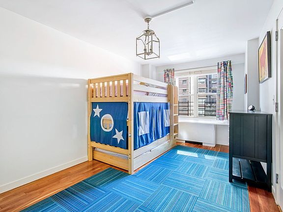 5th image of 1634 1st Ave #5J