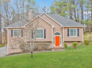 60 Eagle Lake Dr, Dallas, GA 30132