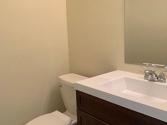 5th image of 111 Devonwood Ct #111