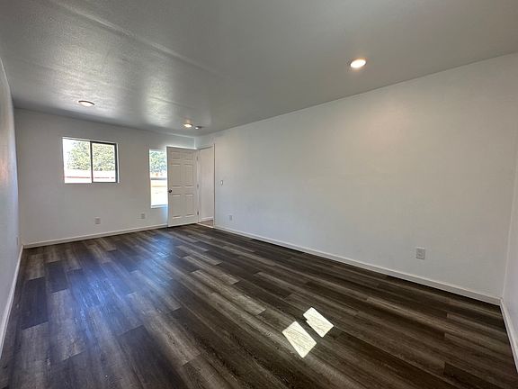 4th image of 2370 Mitchell Ave
