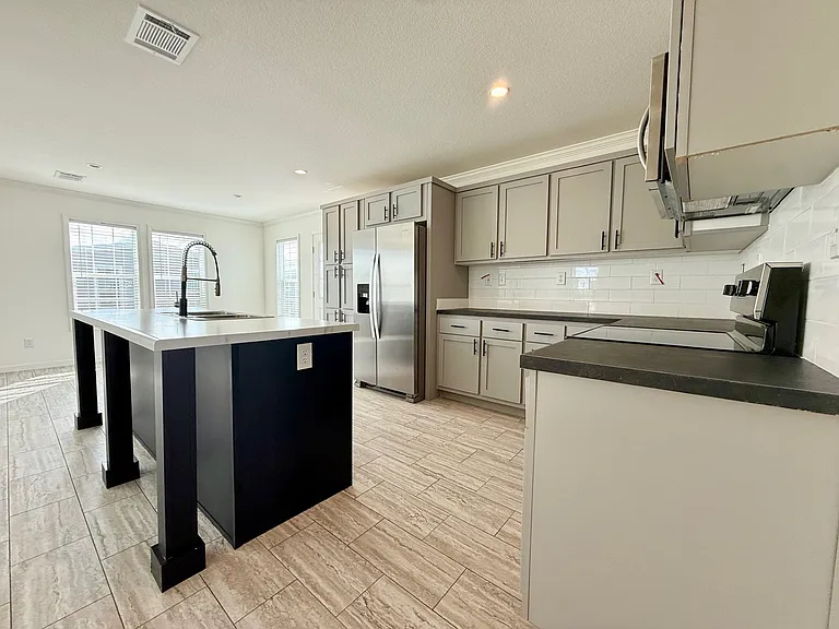 17340 San Carlos Blvd — Photo 40