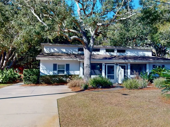 854 N Beachview Dr APT A, Jekyll Island, GA 31527
