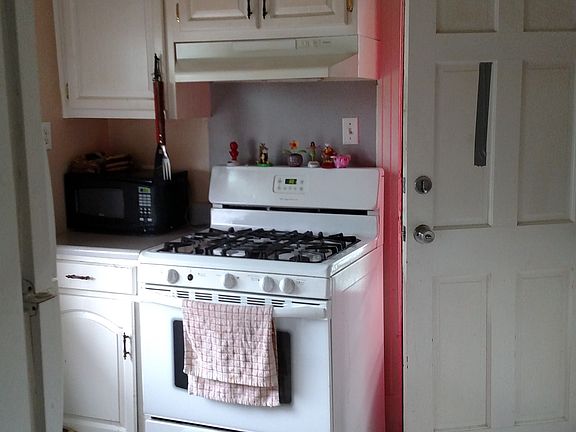 5th image of 2007 Mansion Ave
