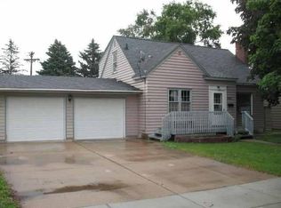 640 N 9th St, Montevideo, MN 56265