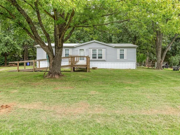 9528 Woodleigh Dr, Bonne Terre, MO 63628