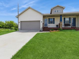 401 W Centennial Dr, Huxley, IA 50124