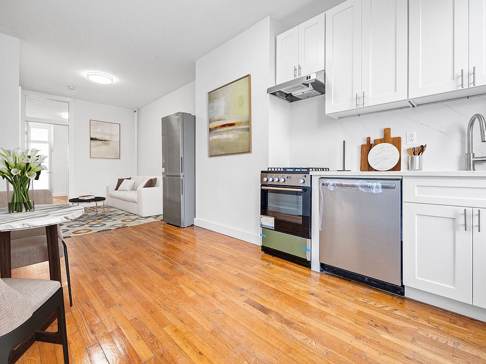 1st image of 243 Montrose Ave APT 3L