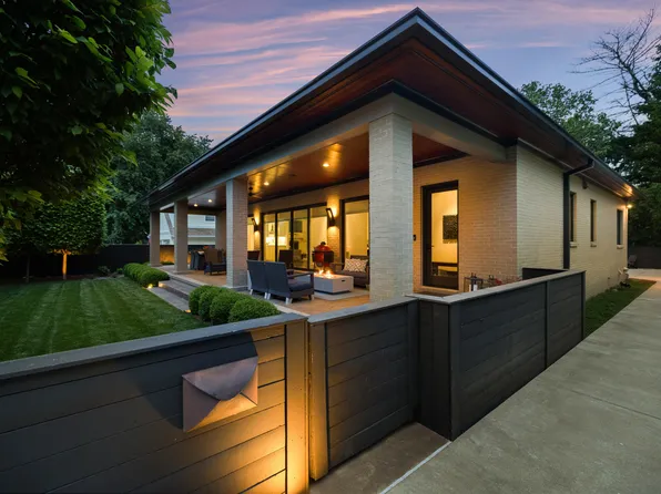 1897 Hart Rd, Lexington, KY 40502