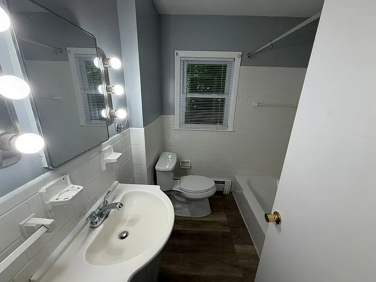 544, 546, 546-1/2 Chandler Street — Photo 13