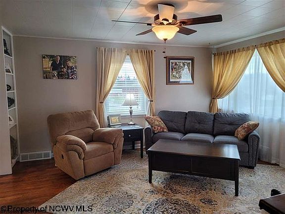 5th image of 1404 Buckhannon Ave