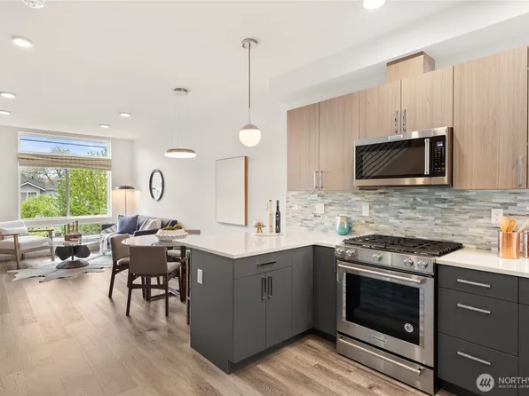 2422 NW 60th #B, Seattle, WA 98107
