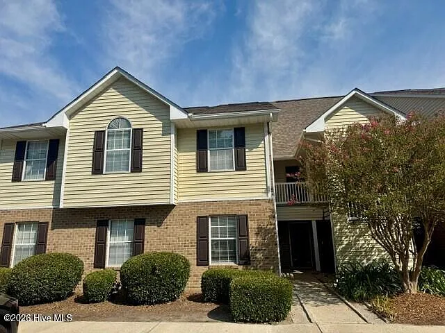 3 bed, 2.0 bath, $1,500 — Photo 2