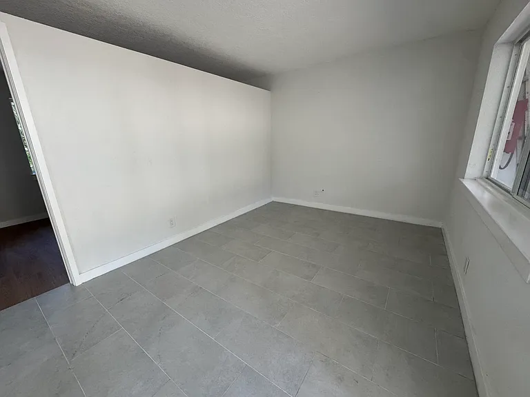 110 Cascade Ln #2 — Photo 3
