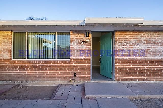1st image of 3512 E Blacklidge Dr