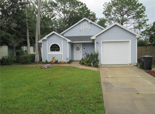 120 Edgewater Cir, Sanford, FL 32773