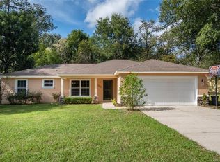 1253 W Sorrento Dr, Citrus Springs, FL 34434