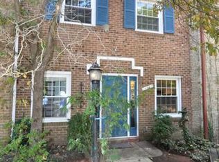 14831 Maidstone Ct, Centreville, VA 20120