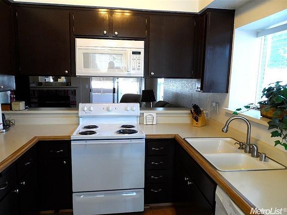 4th image of 1031 Cirby Oaks Way