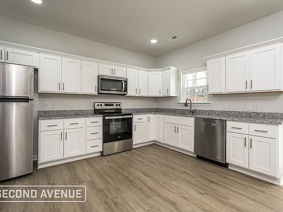 4th image of 486 Everidge Rd