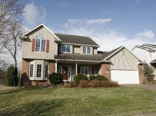 2663 Glen Hollow Ct, Coralville, IA 52241