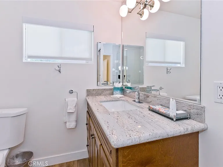 1057 E Marshall Way — Photo 26