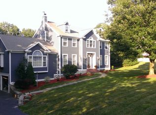 41 Patricia Dr, Shelton, CT 06484