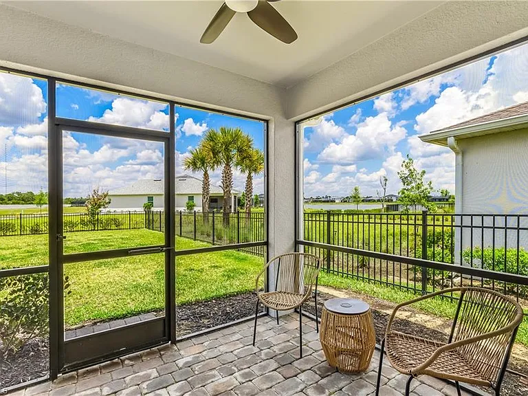 42425 Cascade Dr — Photo 19