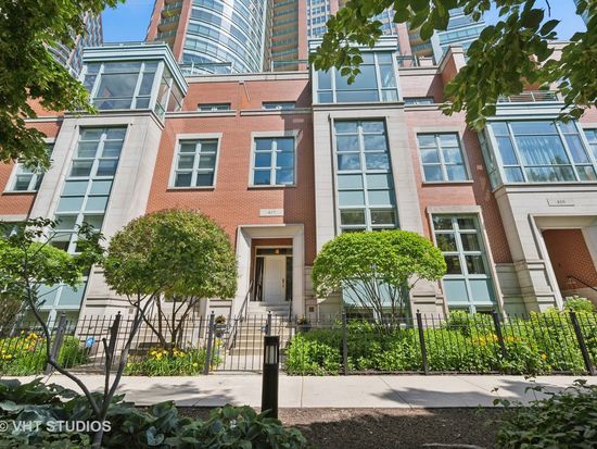 417 E North Water St, Chicago, IL 60611
