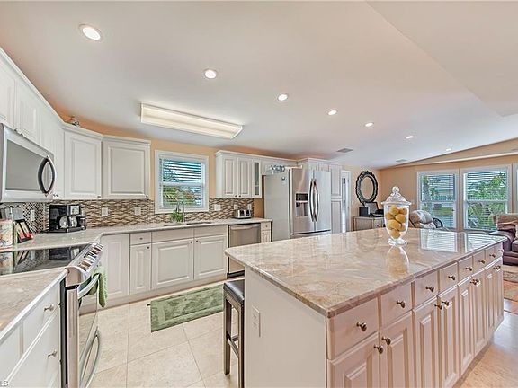 2nd image of 525 Cape Florida Ln