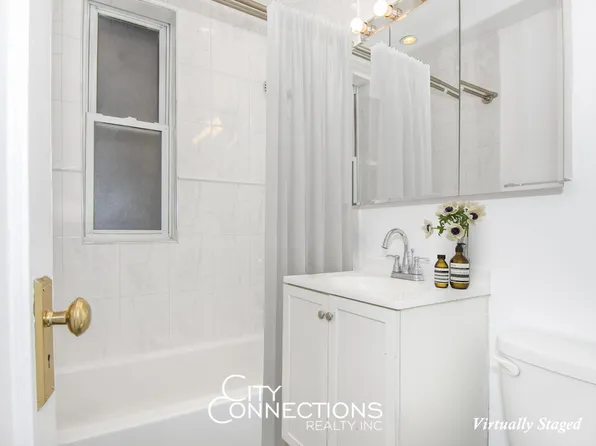 223 East 50th Street image 8 of 18