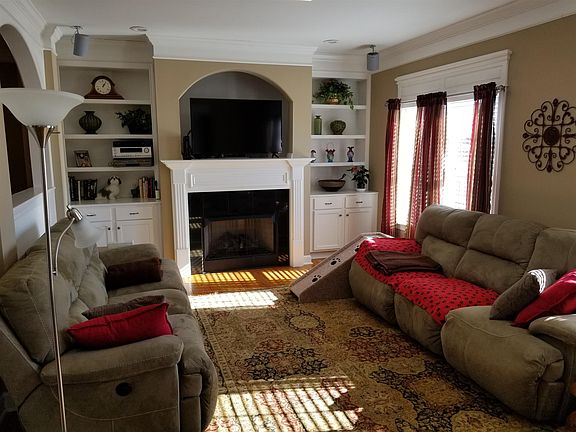 3rd image of 133 Jamison Downs Dr