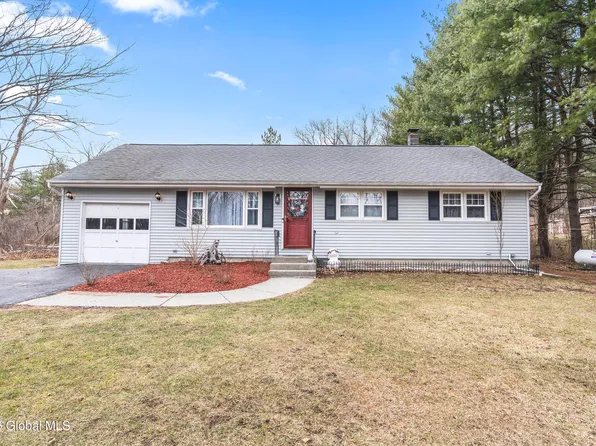 39 Wormer Road, Voorheesville, NY 12186