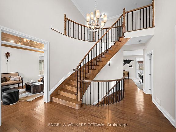 5th image of 6842 South Village Dr